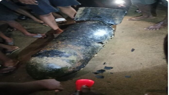 Baharagora Suspicious Bomb News