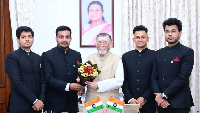 राज्यपाल संतोष कुमार गंगवार