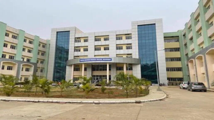 SBMCH में थैलेसीमिया मरीज की मौत के बाद अस्पताल में हंगामा