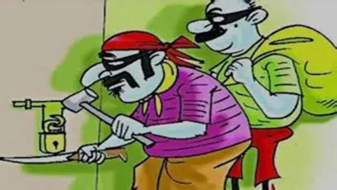 Police investigating theft of cash jewellery and valuables from locked house in Sukhdevnagar Ranchi