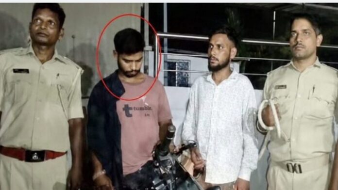 जमशेदपुर के सिदगोड़ा में पुलिस मुठभेड़ के बाद गिरफ्तार चेन स्नैचर हरपाल सिंह उर्फ गबरू