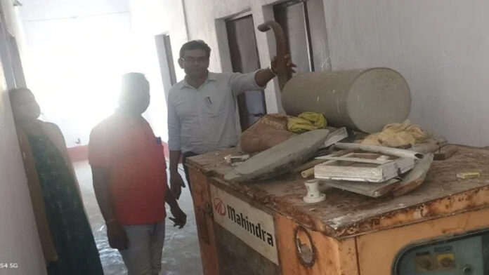 DPRO conducting surprise inspection in Bokaro panchayat secretariats checking records and administration