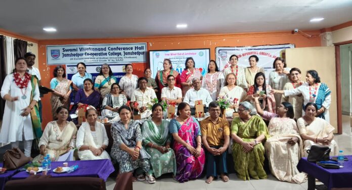 डॉक्टर्स डे पर जमशेदपुर को-ऑपरेटिव कॉलेज में आयोजित स्वास्थ्य जागरूकता कार्यक्रम, चिकित्सक सम्मान एवं निःशुल्क स्वास्थ्य जांच शिविर।
